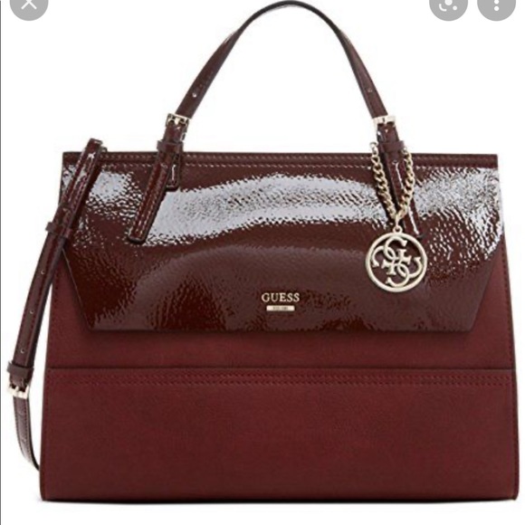 Guess Bag NWT - Picture 1 of 3